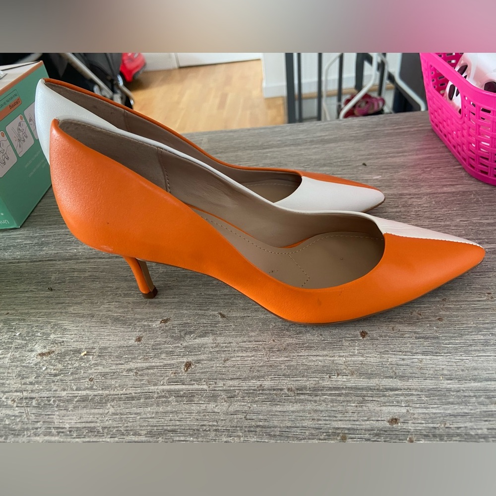 Shoes - Picture 1 of 3